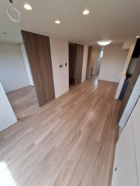 グリーンヒルの居間・リビング|★キレイなフローリングのお部屋です★