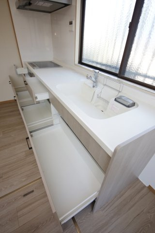 常滑市山方町5丁目貸家の収納