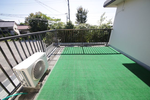 常滑市山方町5丁目貸家のバルコニー