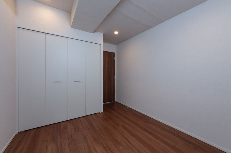 ＴＨＥ　ＡＫＡＳＡＫＡ　ＲＥＳＩＤＥＮＣＥ　Ｓ．Ｏ．Ａ．　－ｓｐｉｒｉ