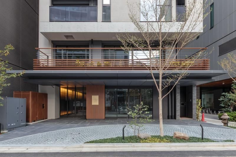 ＴＨＥ　ＡＫＡＳＡＫＡ　ＲＥＳＩＤＥＮＣＥ　Ｓ．Ｏ．Ａ．　－ｓｐｉｒｉ