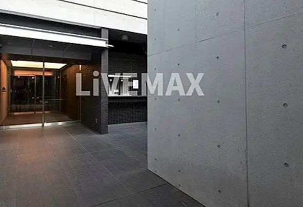 【エントランス】セントラルプレイス新宿御苑前