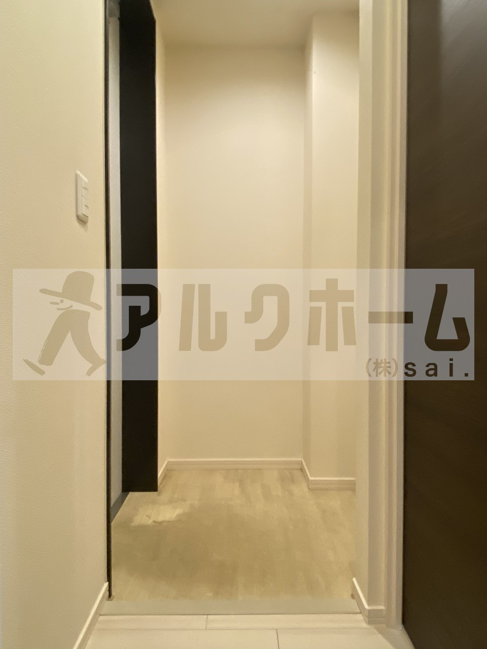 メゾンルシェルの玄関