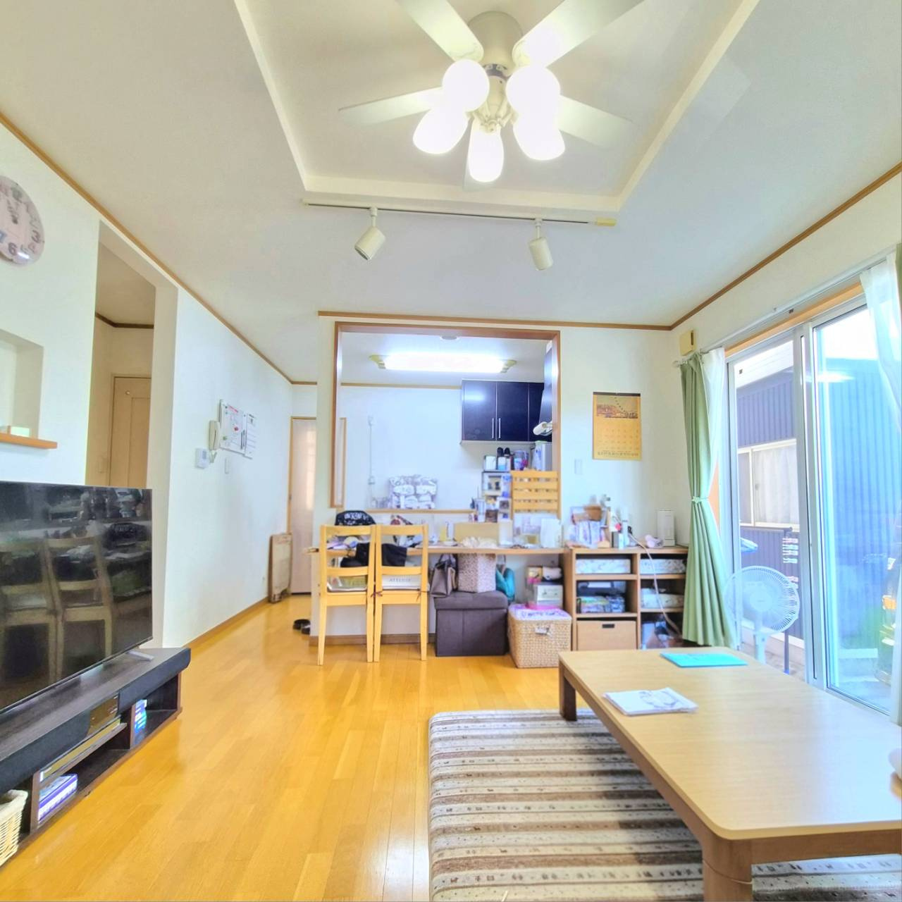 群馬県藤岡市下大塚861-5の居間・リビング