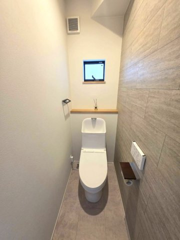 東豊中戸建のトイレ