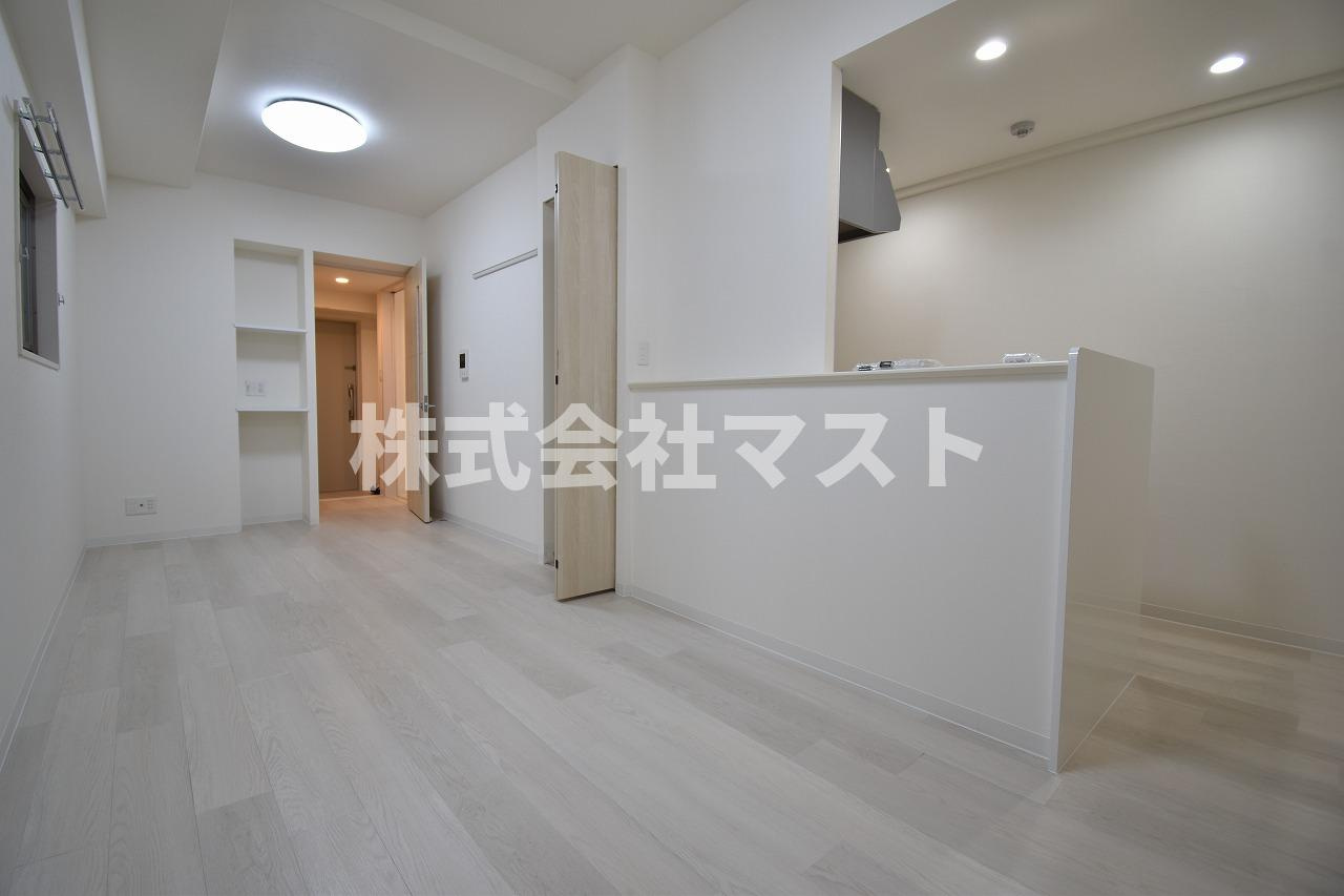 パラッツォ南森町の居間・リビング