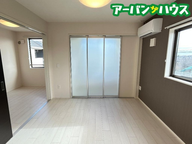 アンソレイユ ロコの居間・リビング
