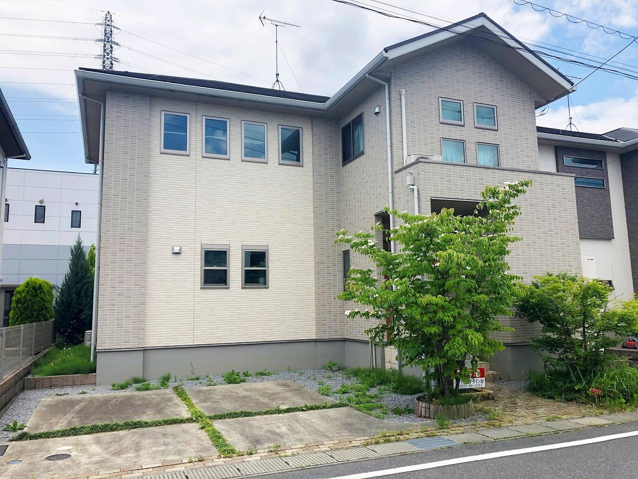 館林市大街道貸家の駐車場