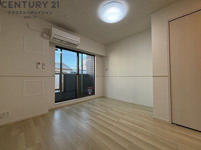 南向き☆エアコン付きで初期費用を抑えられます！
