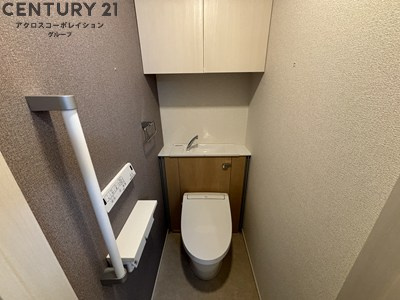 ウォシュレット付きのトイレです！