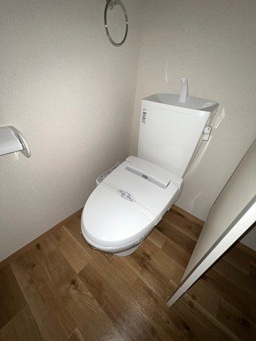 尼崎市次屋１丁目のアパートのトイレ
