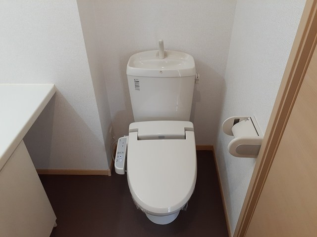 ウォシュレット付きのトイレです！