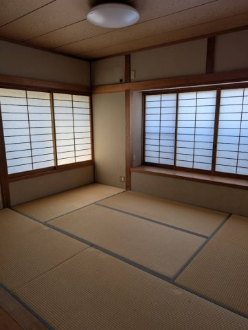 城ケ崎4丁目の和室