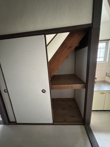 檜川町3-3-29戸建の内装