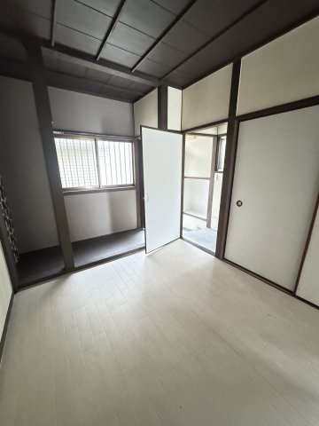 檜川町3-3-29戸建の居間・リビング