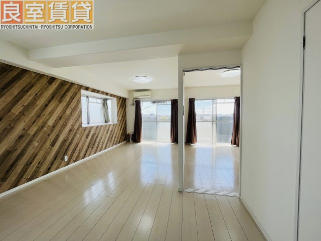 【居間・リビング】 | ユニーブル笠寺 | LDK  16帖
