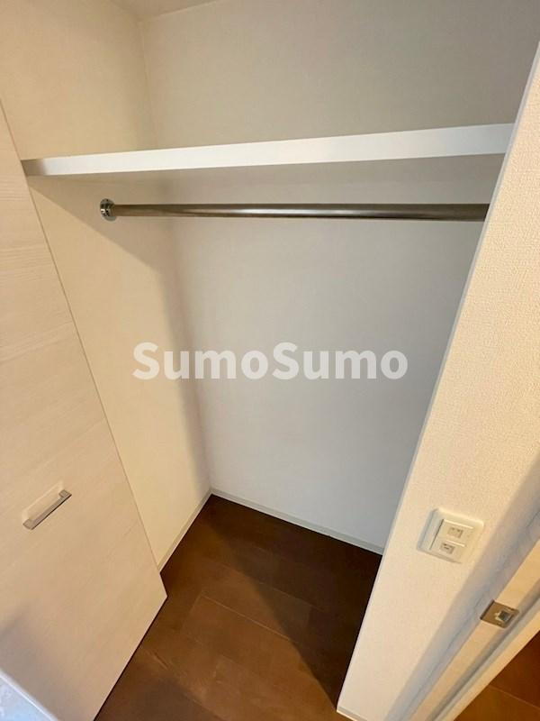 プライムアーバン御堂筋本町の収納|ちょっとした収納スペースも充実しています