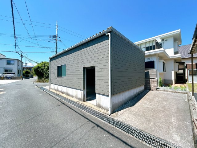 防府市江泊　戸建ての駐車場