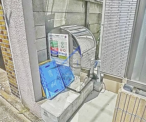 カサート高円寺のその他共用部分|敷地内ゴミ置き場です。