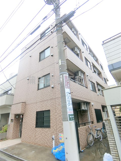 シンフォニアパレスの外観