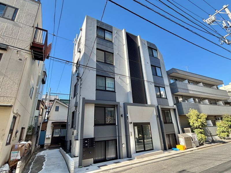 ブルーフェザーマンション北千住の外観