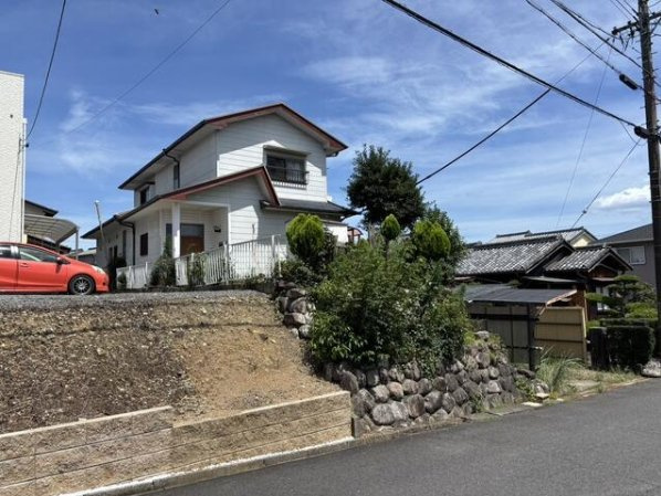 ●鈴鹿市自由ヶ丘一丁目 中古戸建