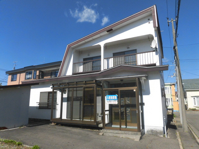 西17南4借家（19-2）の外観