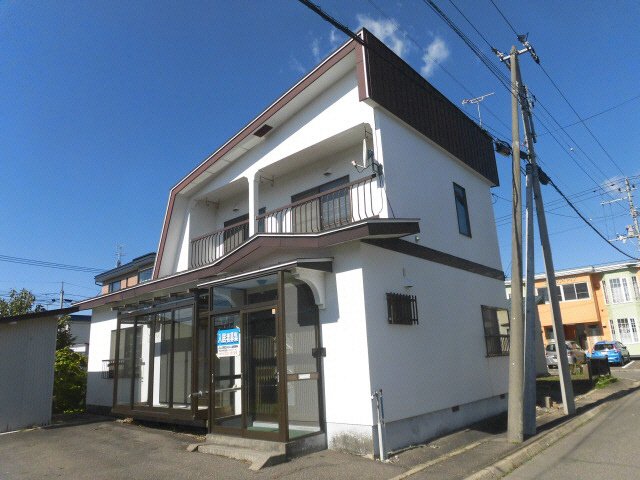 西17南4借家（19-2）の外観