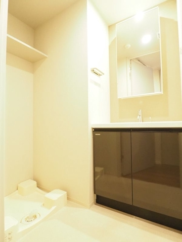 新品家具付きマンション中根19(KaGood東京)の独立洗面台