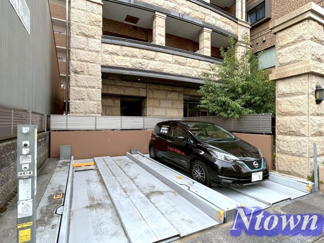 【駐車場】 | プレサンス新栄リミックス | 駐車場です