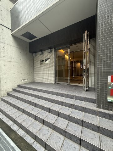 willDo南森町のエントランス