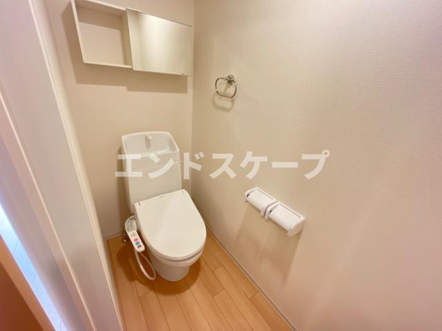 カルテットＫのトイレ|シャワー付トイレ
高崎、前橋のお部屋探しはエンドスケープまで！お客様の理想お聞かせ下さい♪