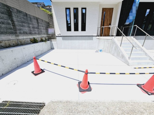 緑が丘A号棟の駐車場