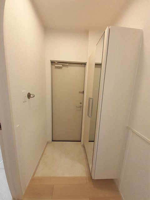 サニービューラの玄関