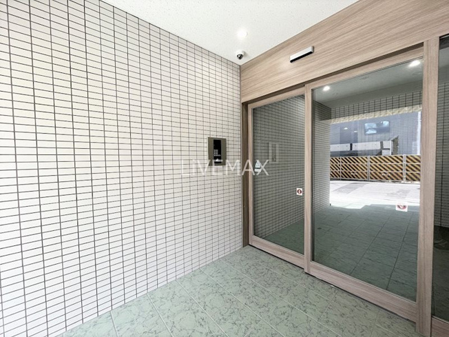 【エントランス】THE　RESIDENCE　IMAIKE　EAST