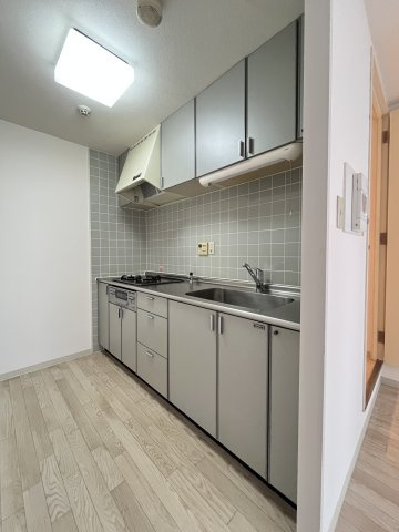 エクセレント米子のキッチン|イメージ406号室の写真