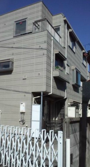 パールハイツ天沼の外観