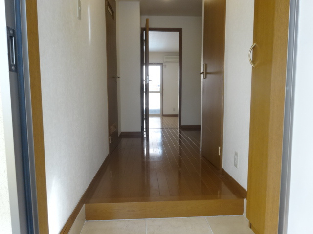 ロイヤルキャッスルの玄関