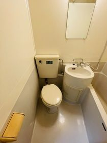 キャッスルマンション両国B号館の浴室
