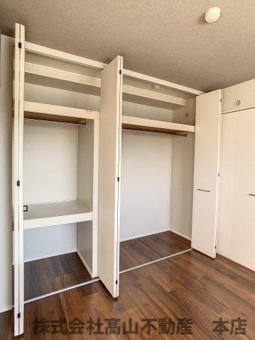 宗像市東郷５丁目の賃貸マンションの収納