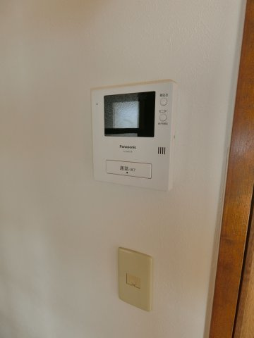 カーサあんとく弐番館のセキュリティ|TVモニター付きで安心です★