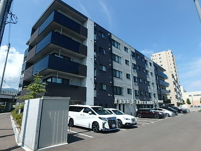 Ｒｉｔｚ　ＧＲＡＮＤＥ　手稲駅前