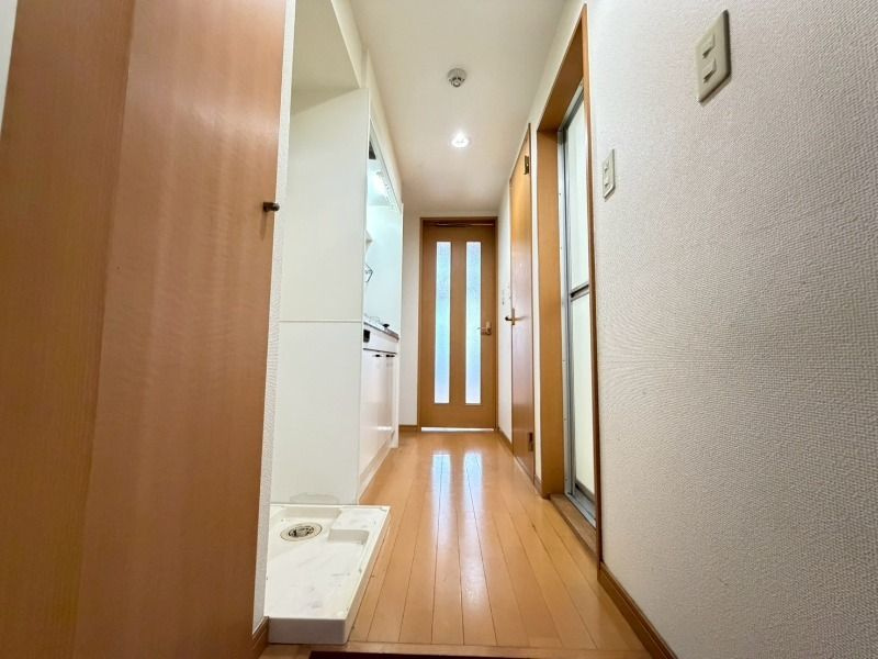 シャトルⅡの玄関