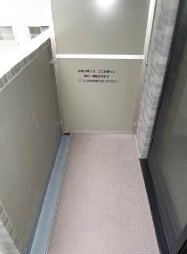 ルーブル中板橋のバルコニー