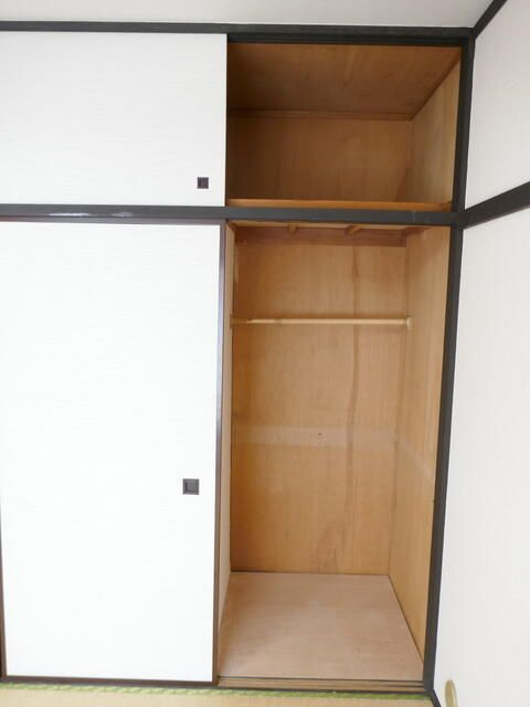 福岡アパートの収納
