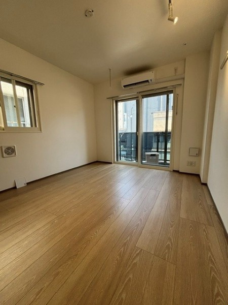 Ｔｈｅ　Ｓｈｉｎａｇａｗａ　Ｅａｓｔ　Ｒｅｓｉｄｅｎｃｅの居間・リビング|ゆったりとした居間です