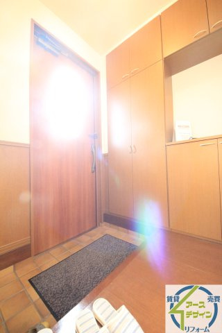 ユーキャンハイツⅡ　A棟の玄関|※類似部屋