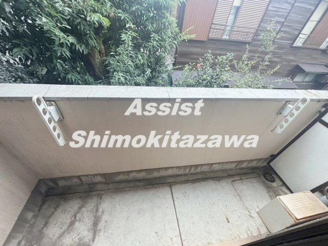 サン・アヴェニューのバルコニー