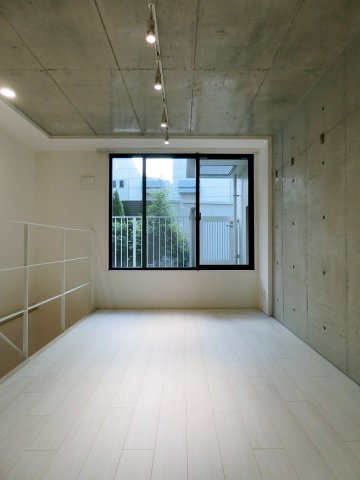 PARK RESIDENCE 西新宿の居間・リビング