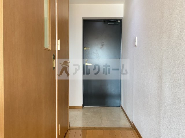 アリエスの玄関|アリエス（河内国分駅・高井田駅）